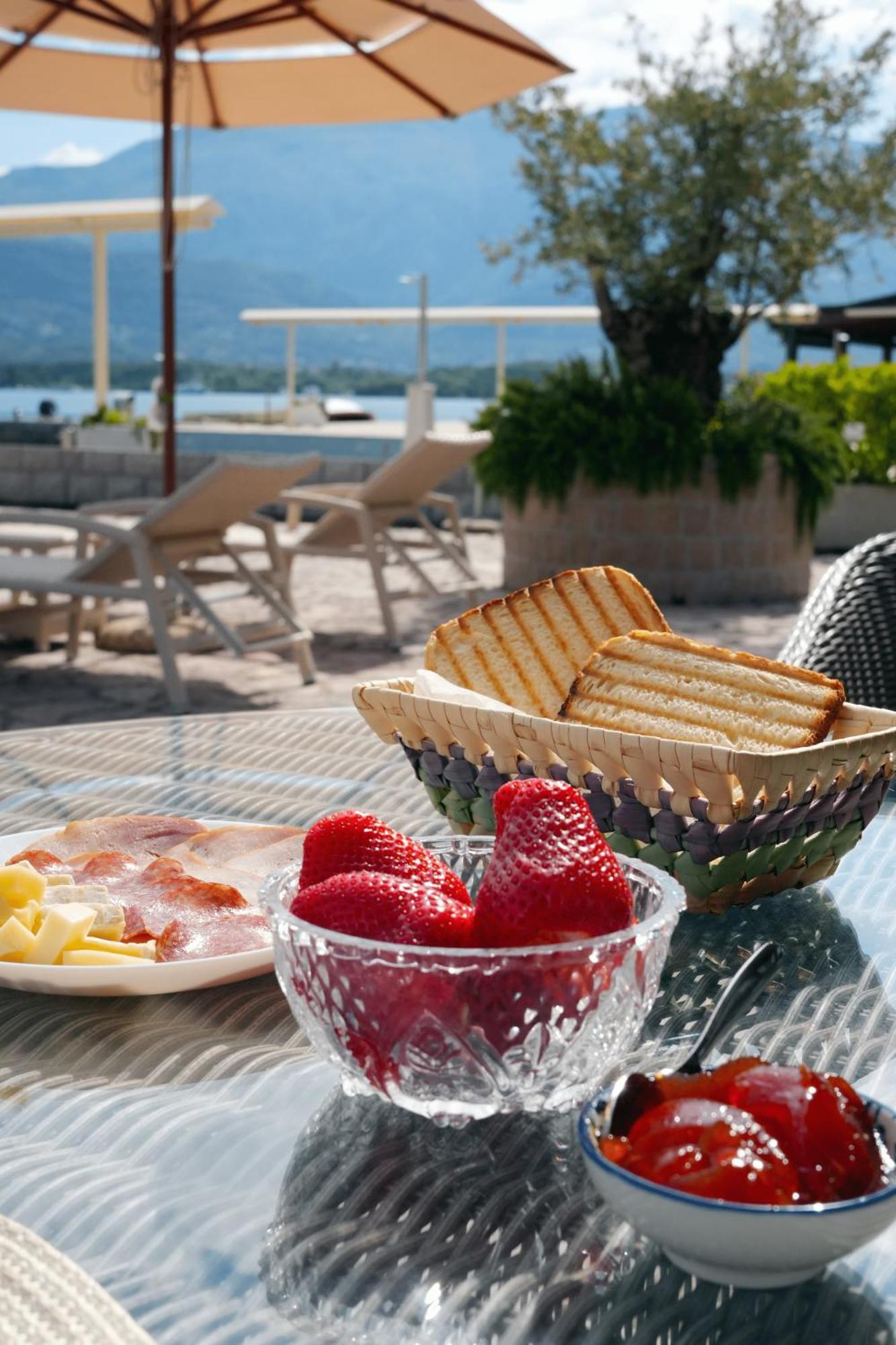 Apart-Hotel Villa Lav Nova Pec Kültér fotó