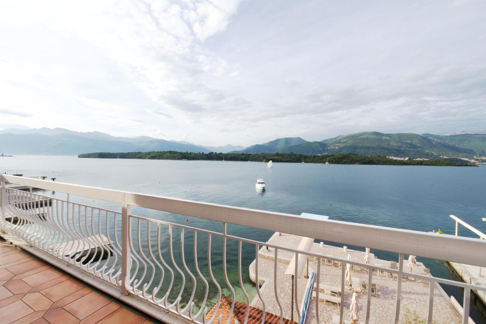 Apart-Hotel Villa Lav Nova Pec Kültér fotó
